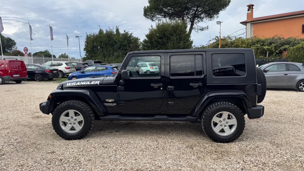 Jeep Wrangler Unlimited 2.8 CRD PASSO LUNGO