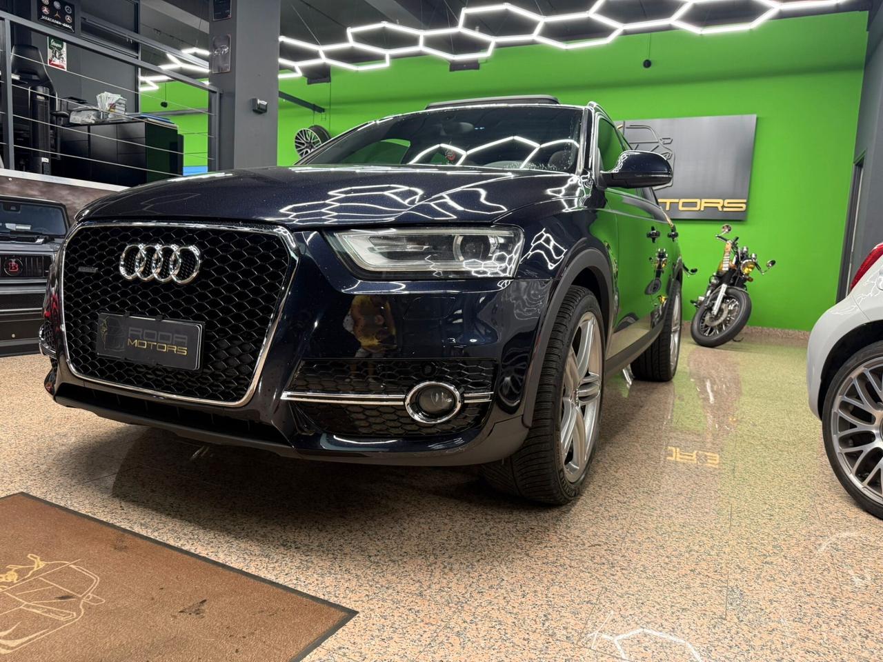 Audi Q3 2.0 TDI 177 CV quattro CON TETTO
