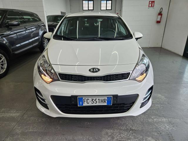 Kia Rio 5p 1.1 crdi Active EURO 6 / NEOPATENTATI