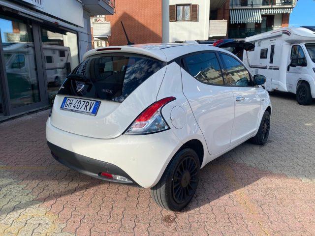 LANCIA Ypsilon 1.0 S&S Hybrid Silver *PAGA COME VUOI