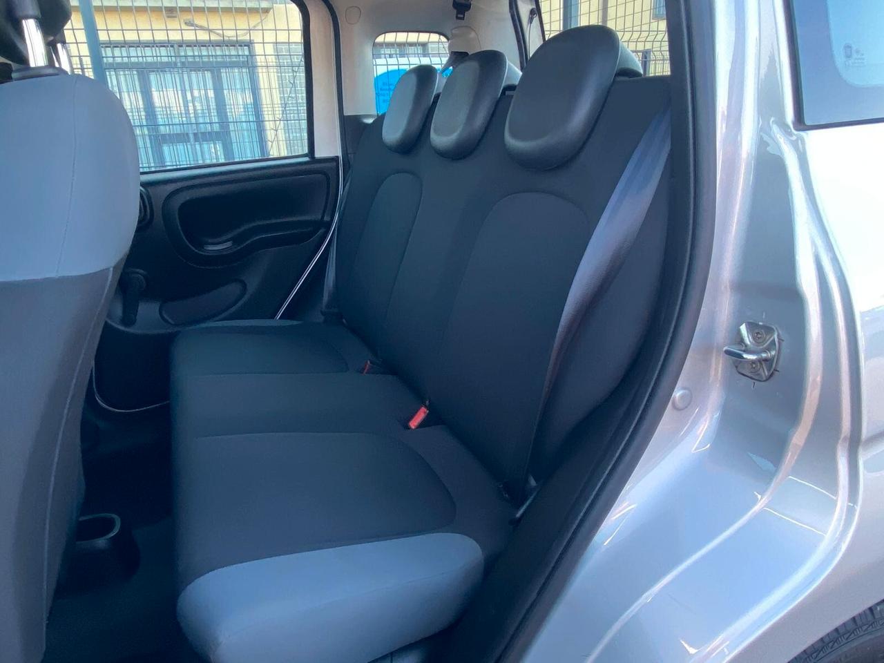 Fiat Panda 1.2 -5 posti