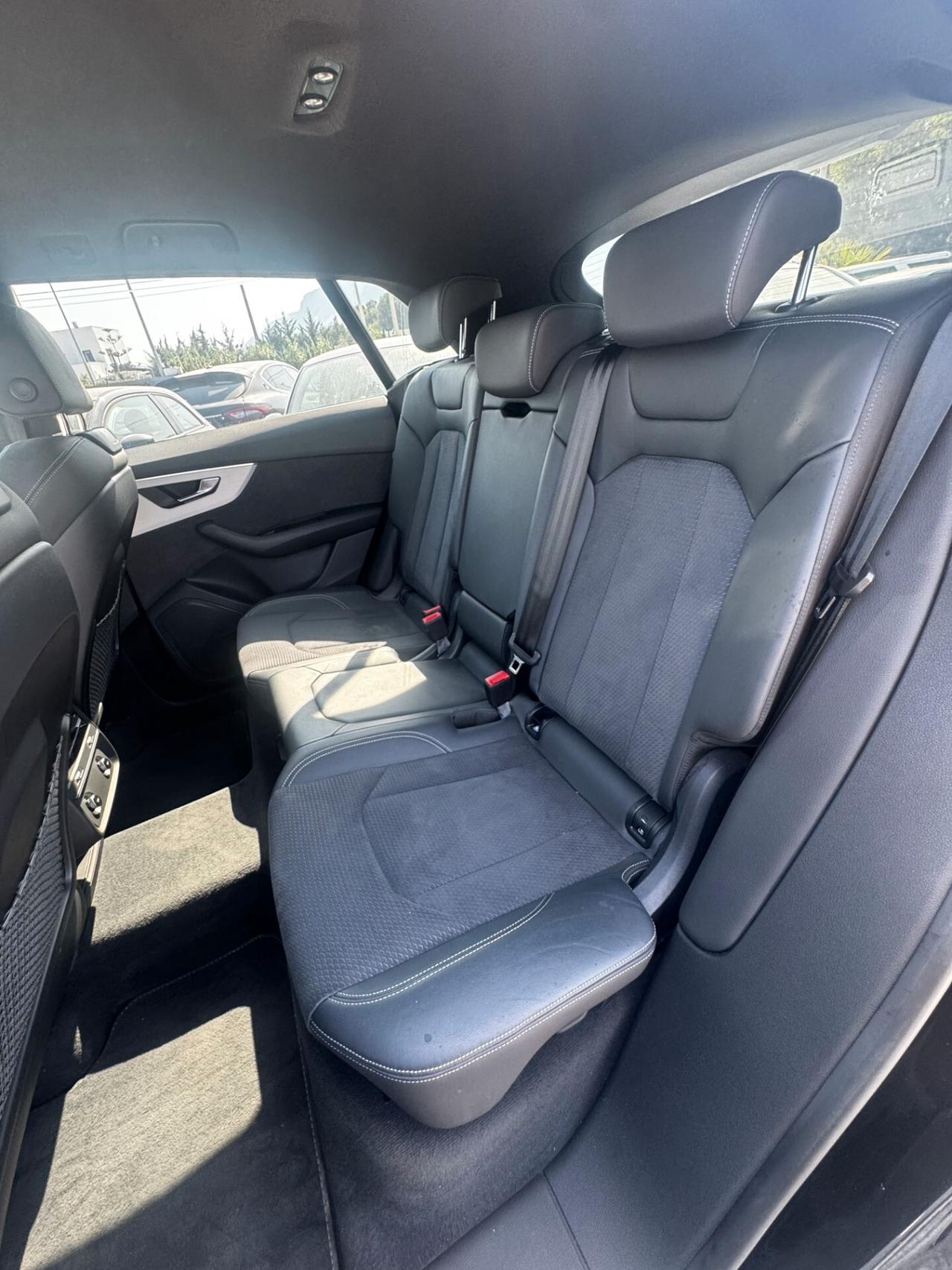 Audi Q8 45 TDI quattro tiptronic