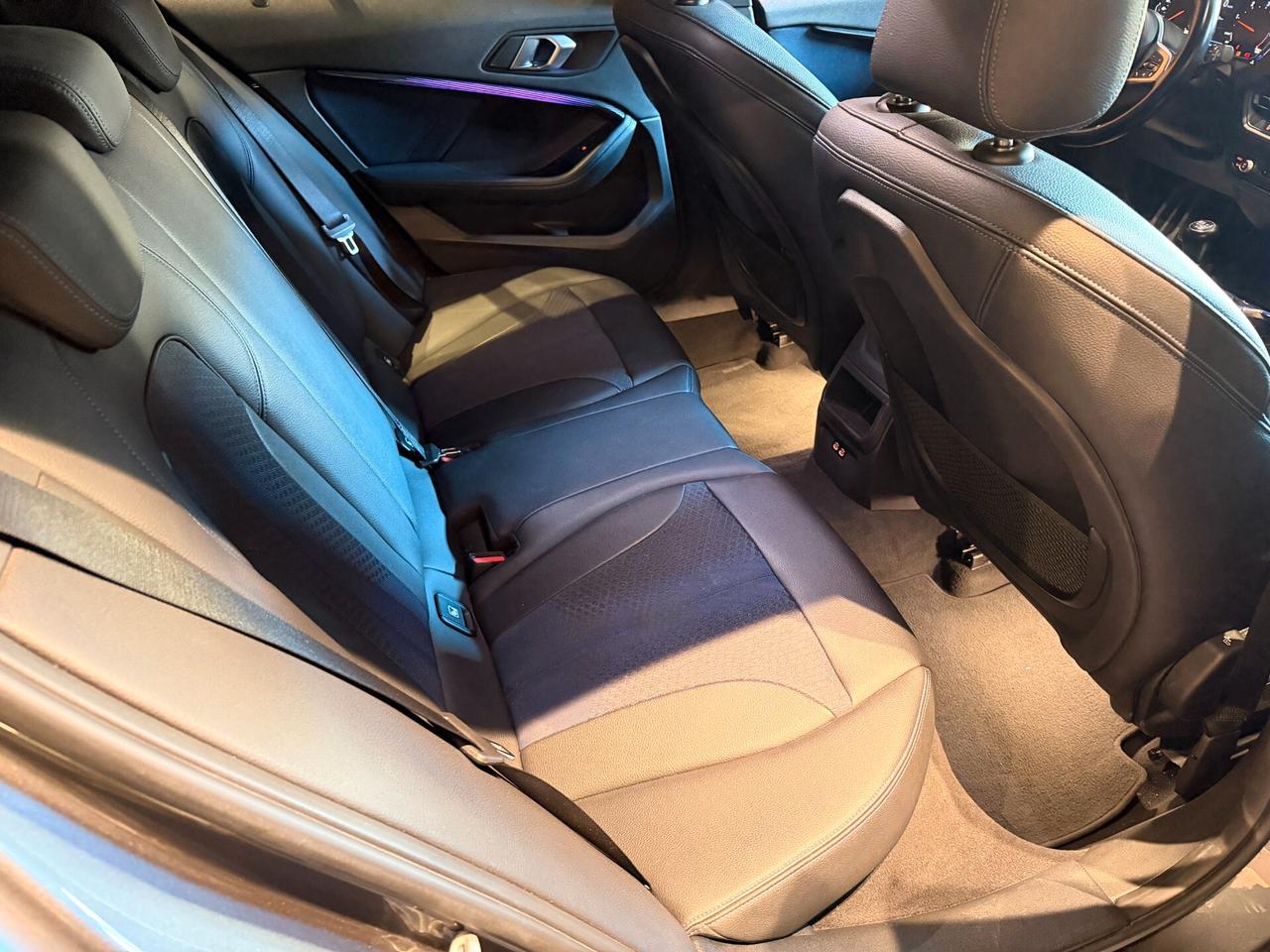 Bmw 118 118d 5p. Msport