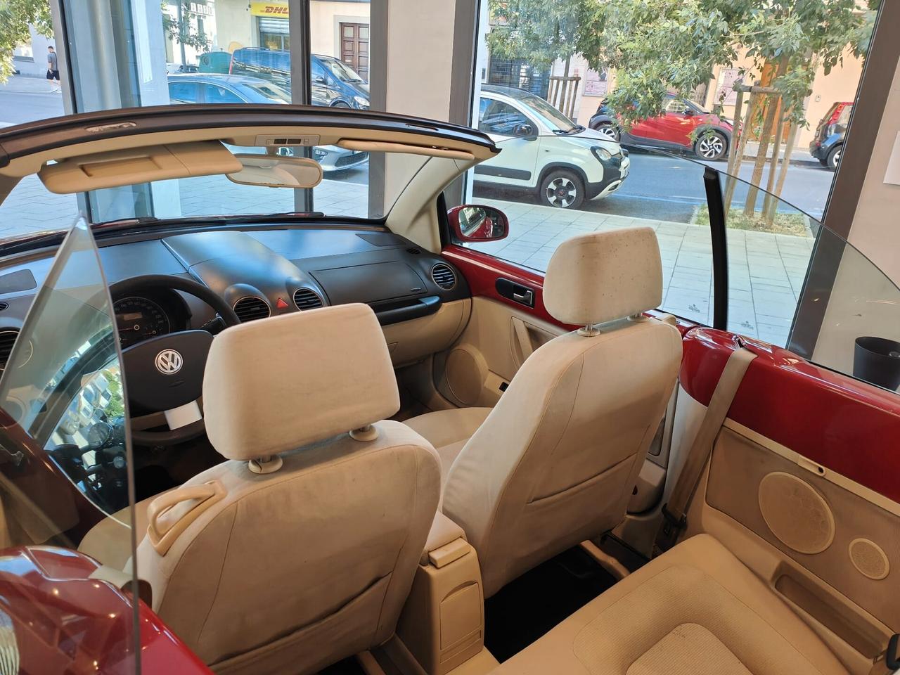 Volkswagen New Beetle 1.9 TDI 105CV Cabrio