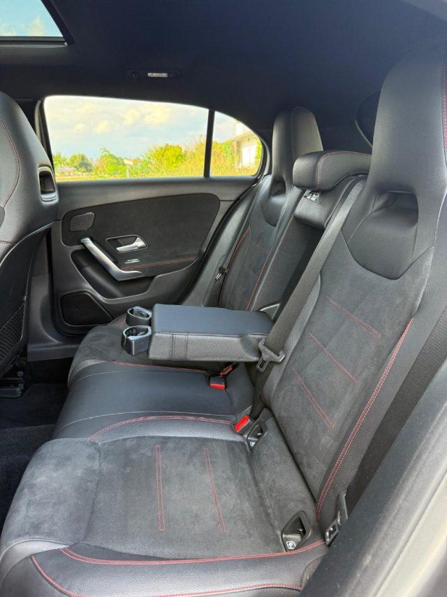 MERCEDES-BENZ A 180 d 1.5 116cv Automatic PREMIUM AMG TETTO-MAGNO