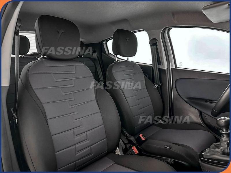 Lancia Ypsilon Ypsilon 1.0 FireFly 5 porte S&S Hybrid Platino