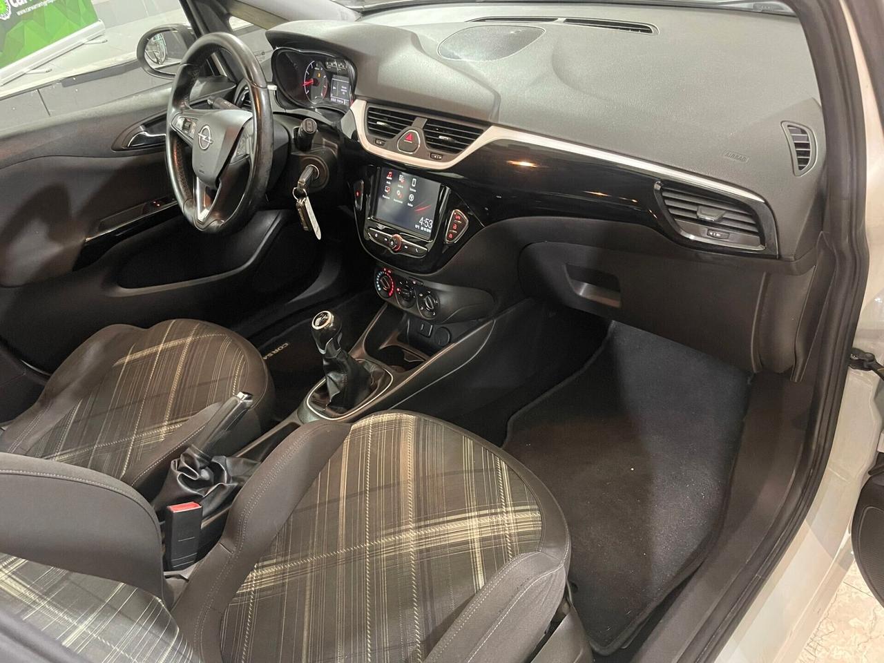 Opel Corsa 1.4 90CV GPL Tech 5 porte Innovation