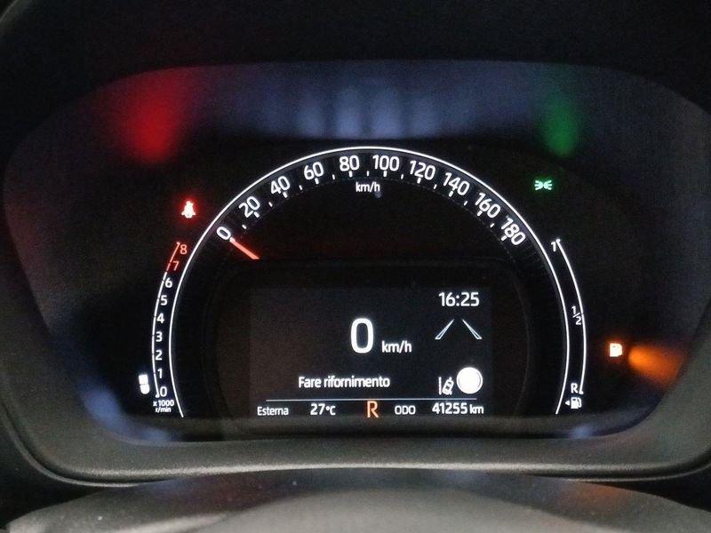 Toyota Aygo X 1.0B (72 CV) Lounge S-CVT