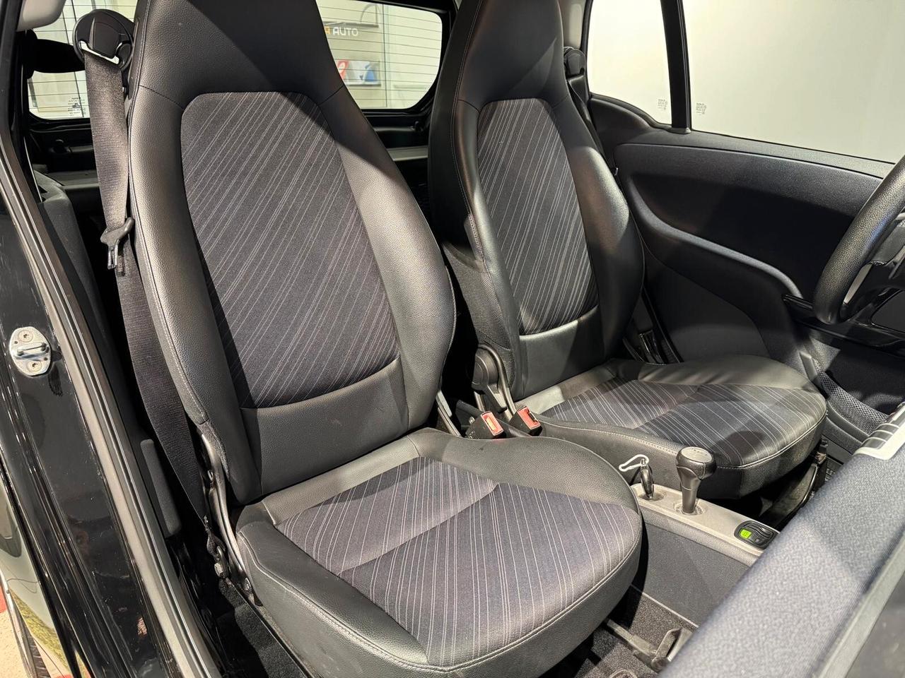 Smart ForTwo 1000 52 kW MHD coupé passion