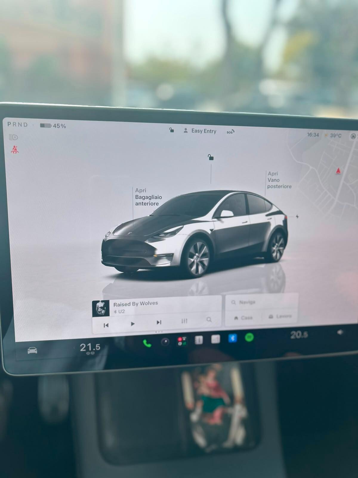 Tesla Model Y Long Range AWD