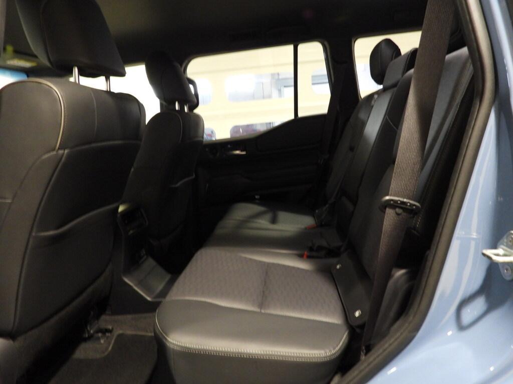 Toyota Land Cruiser 2.8 D-4D First Edition AWD Auto