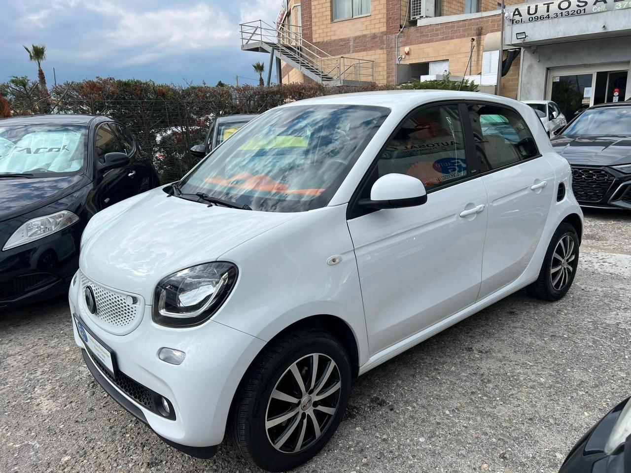 Smart ForFour 70 1.0 Passion