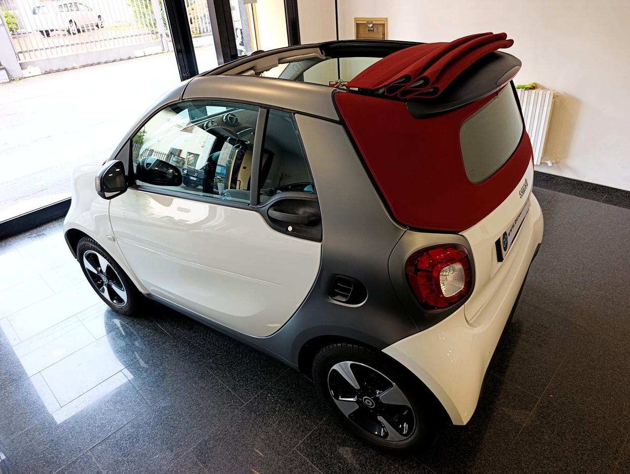Smart ForTwo 70 1.0 twinamic cabrio Perfect capote Rossa