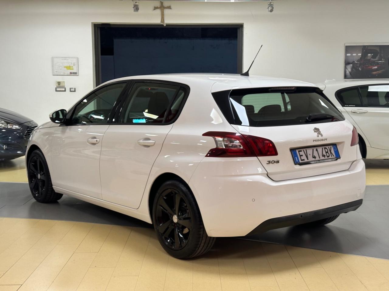 Peugeot 308 1.6 e-HDi 115 CV Stop&Start Business