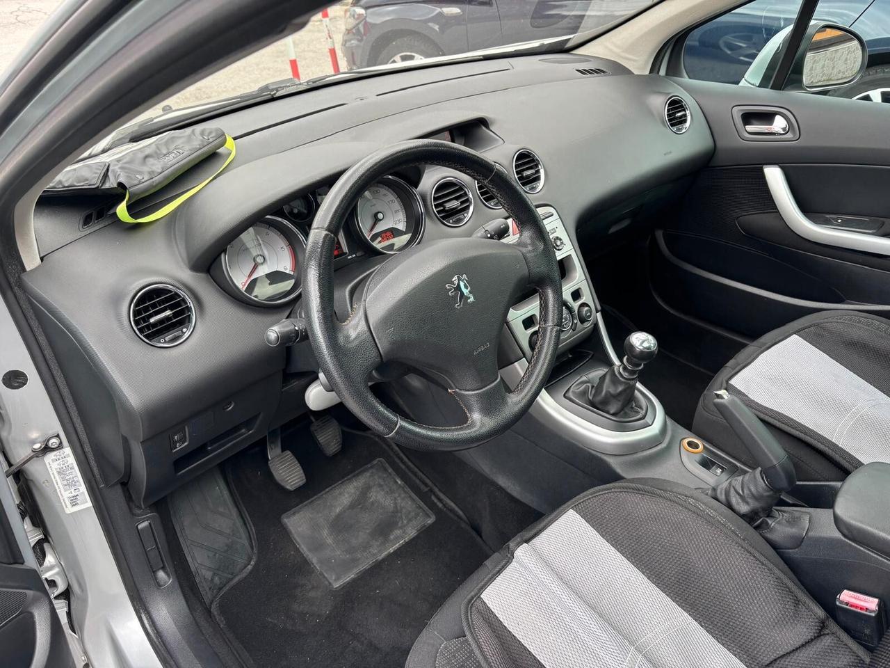 Peugeot 308 1.6 HDi 110CV SW Premium