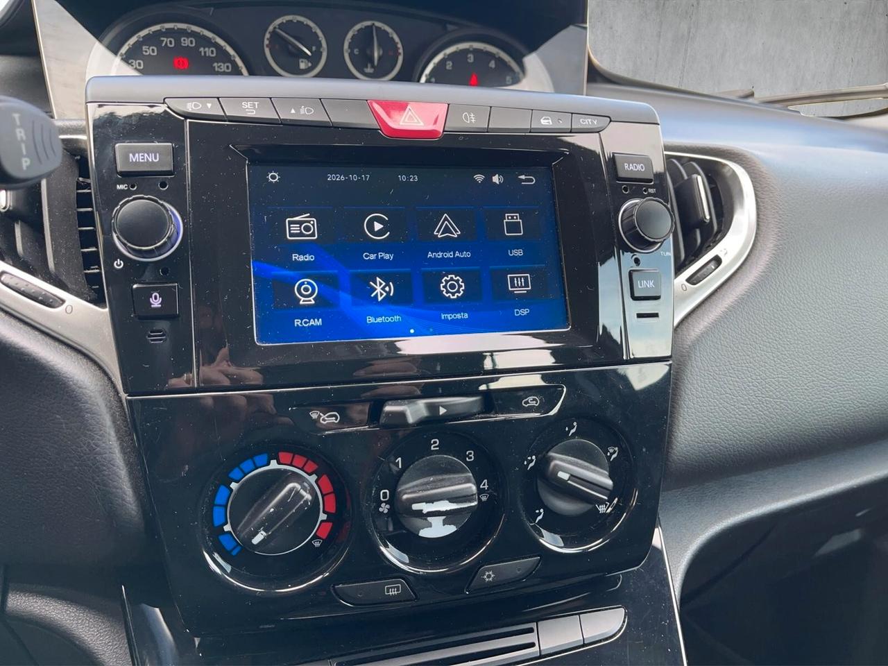 Lancia Ypsilon 1.2 69 CV 5 porte S&S Silver