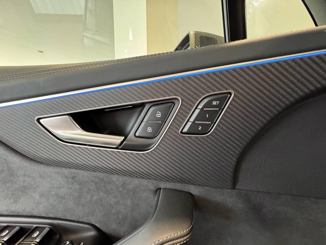 AUDI Q7 60 TFSI E TIPTRONIC QUATTRO S-LINE