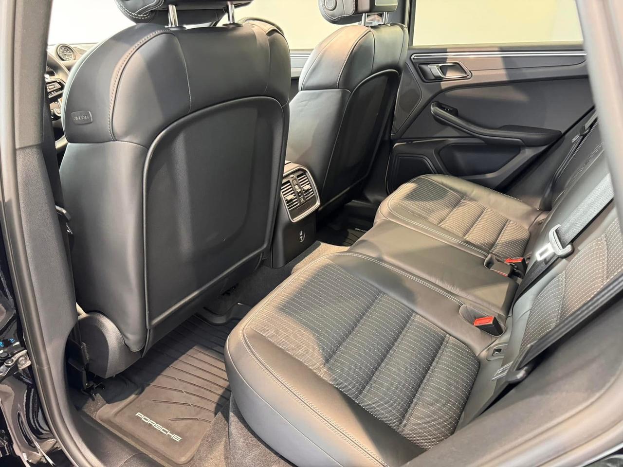 Porsche Macan 2.0 T 265cv scarichi sportivi da vetrina