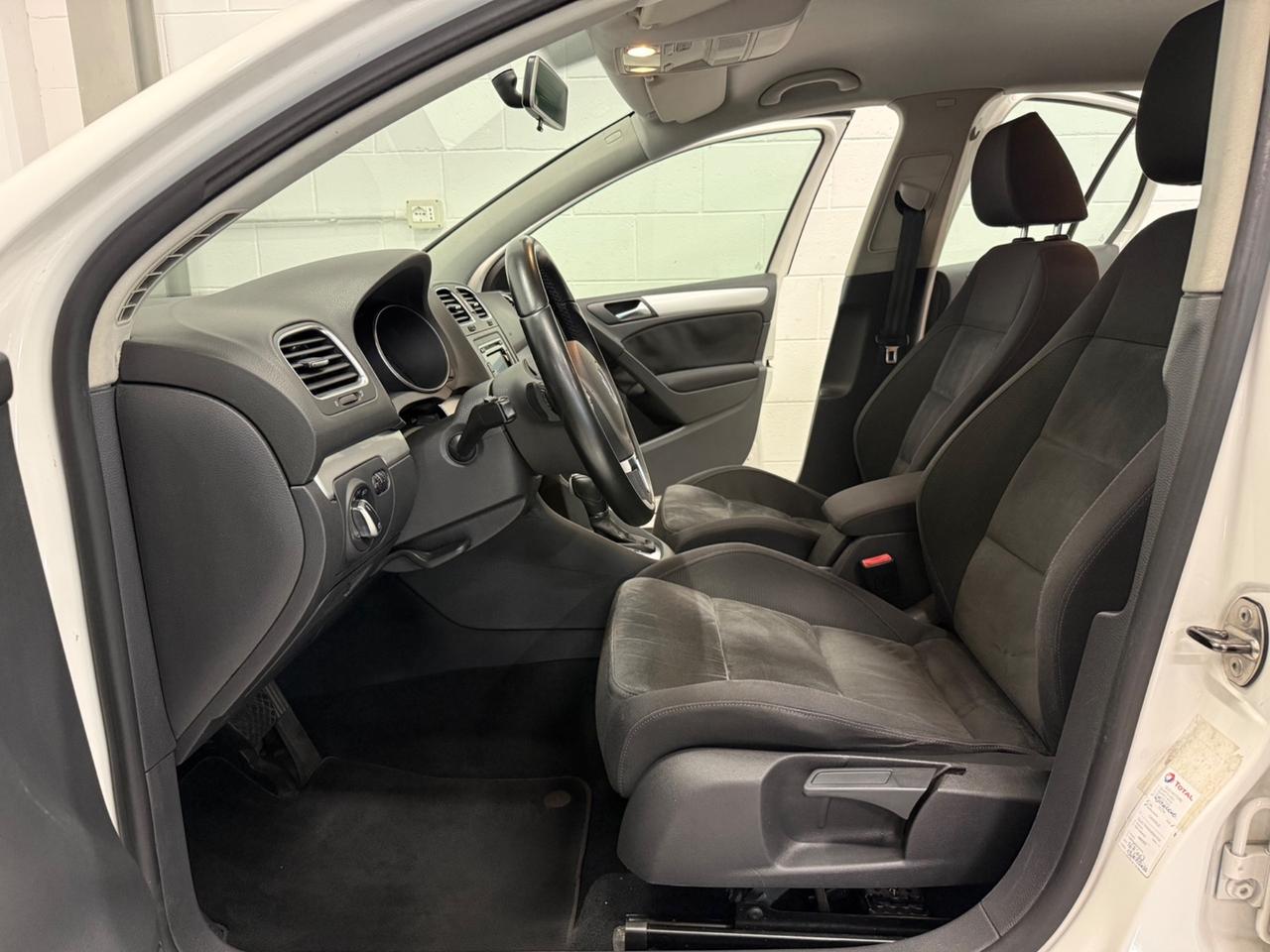 Volkswagen Golf 1.6 TDI DPF DSG 5p. Highline