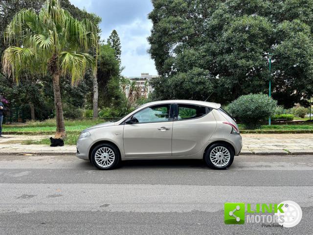 LANCIA Ypsilon 1.2 69 CV 5pt GPL Ecochic Gold - TUA DA ?153,00