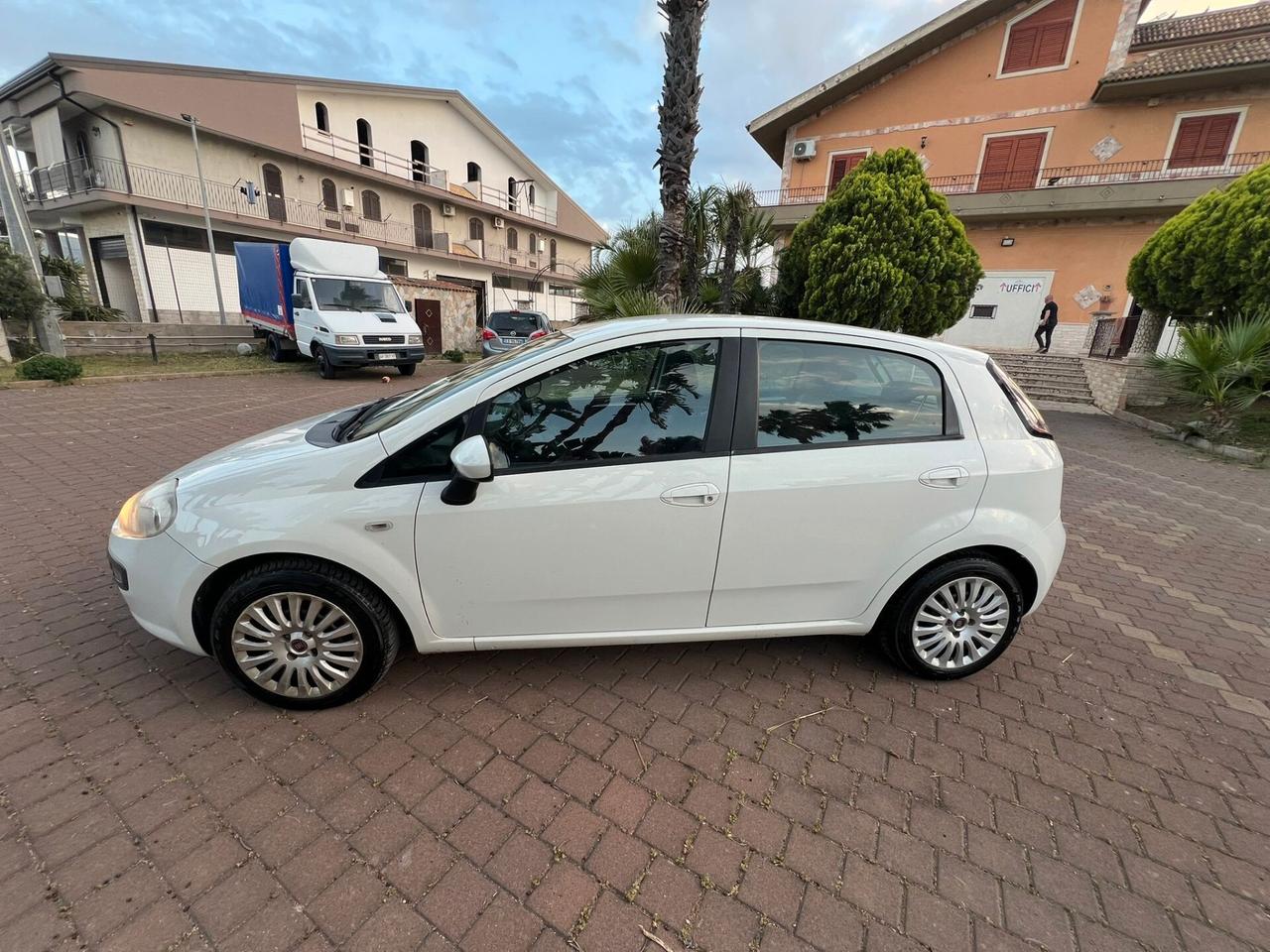 Fiat Grande Punto Grande Punto 1.3 MJT 75 CV 5 porte Dynamic