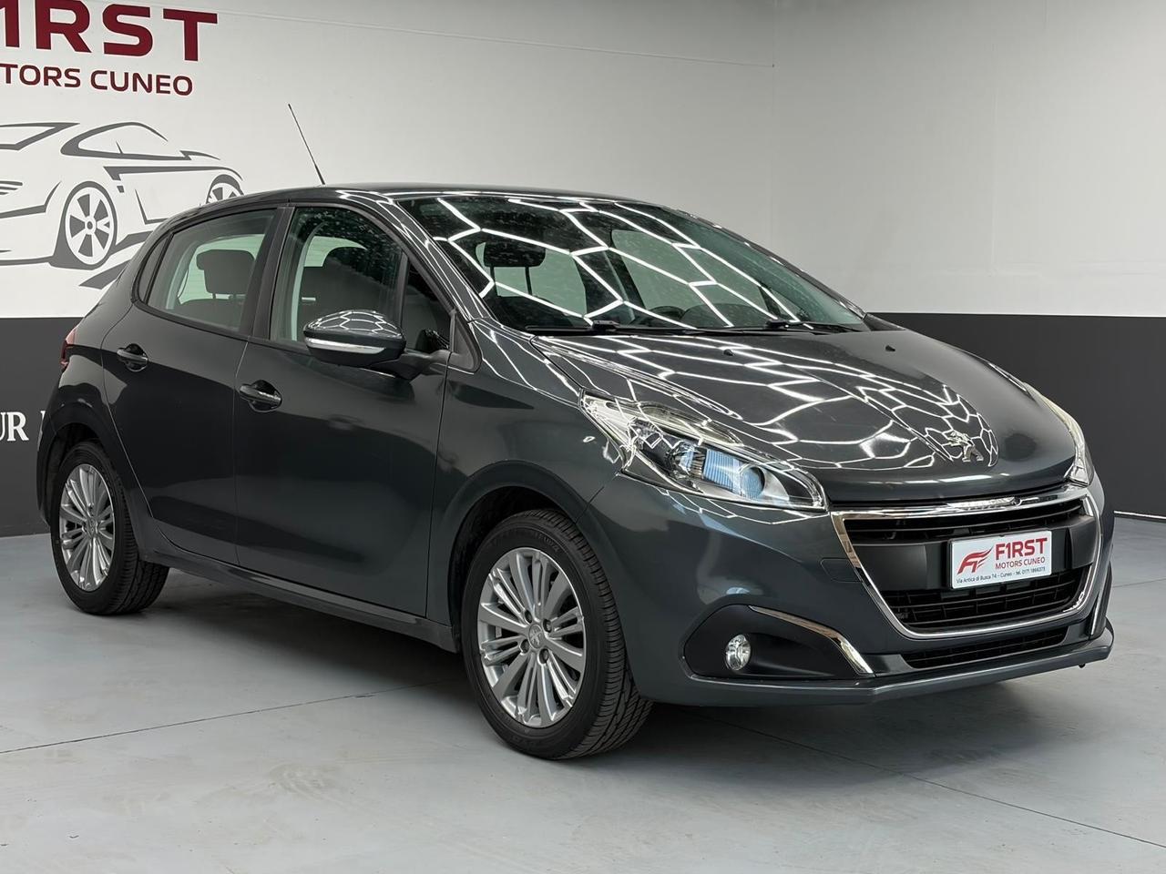 Peugeot 208 PureTech 82 5 porte Allure