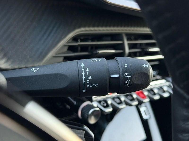 Peugeot 2008 PureTech 100cv S&S Allure