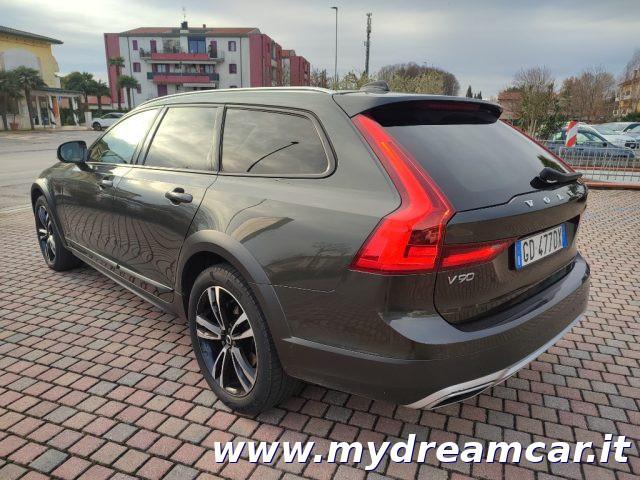 VOLVO V90 Cross Country D4 AWD Geartronic Business Pro