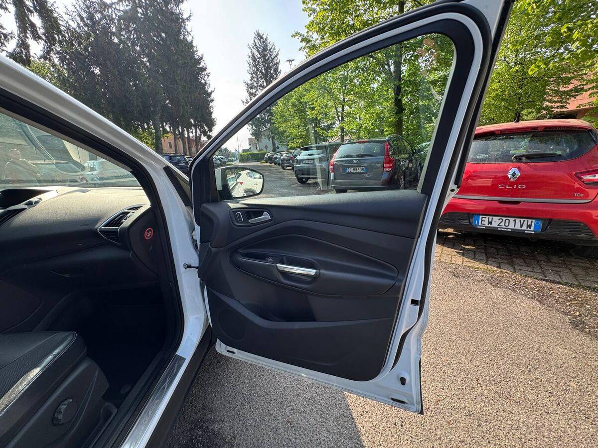 Ford Kuga 2.0 tdci Titanium 2wd s&s 120cv E6