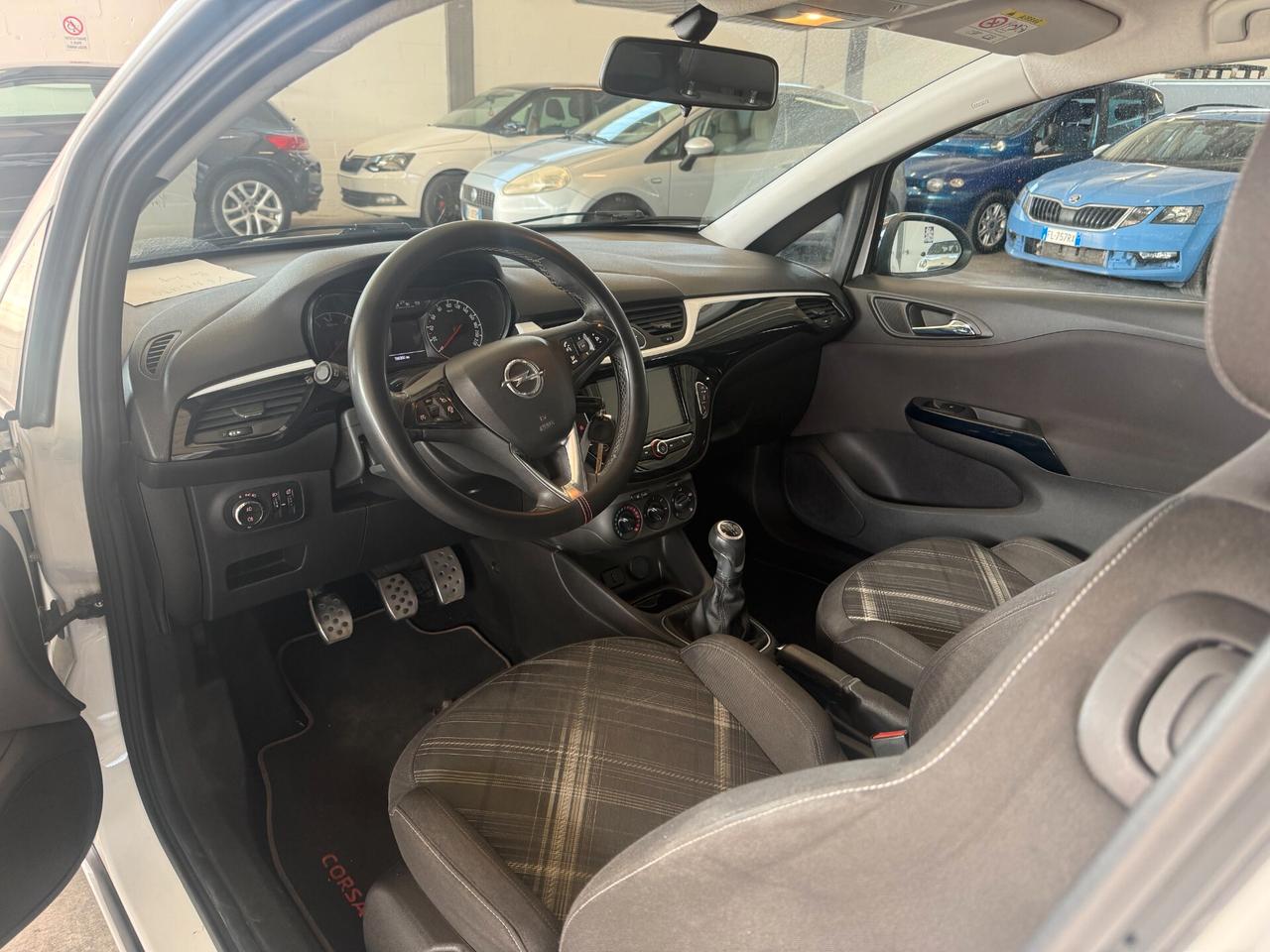 Opel Corsa 1.4 90CV GPL Tech Coupé n-Joy