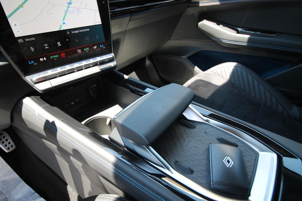 Renault Rafale Full Hybrid E-Tech 200 CV Esprit Alpine|2025