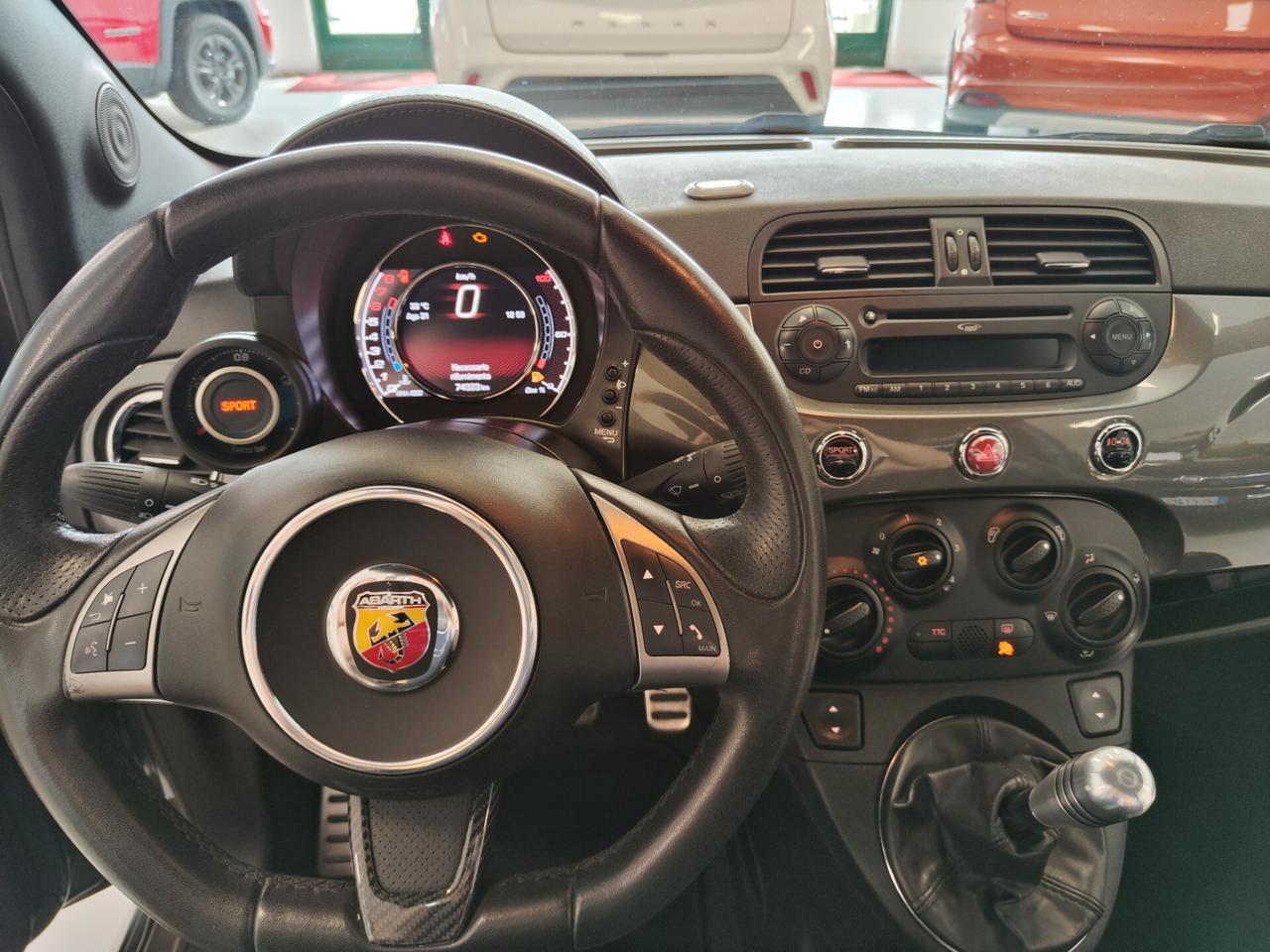 Abarth 500 1.4 Turbo T-Jet Custom 135cv