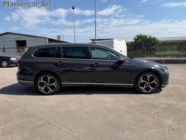 VOLKSWAGEN Passat Variant Passat Variant 2.0 tdi Executive 4motion 200cv dsg