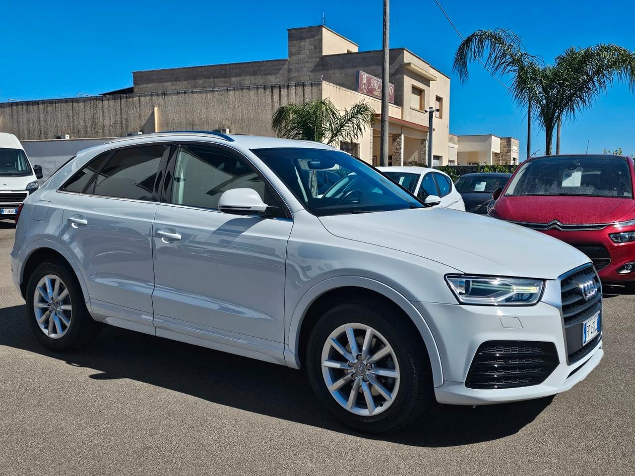 Audi Q3 2.0 TDI 150 CV S tronic S line Edition