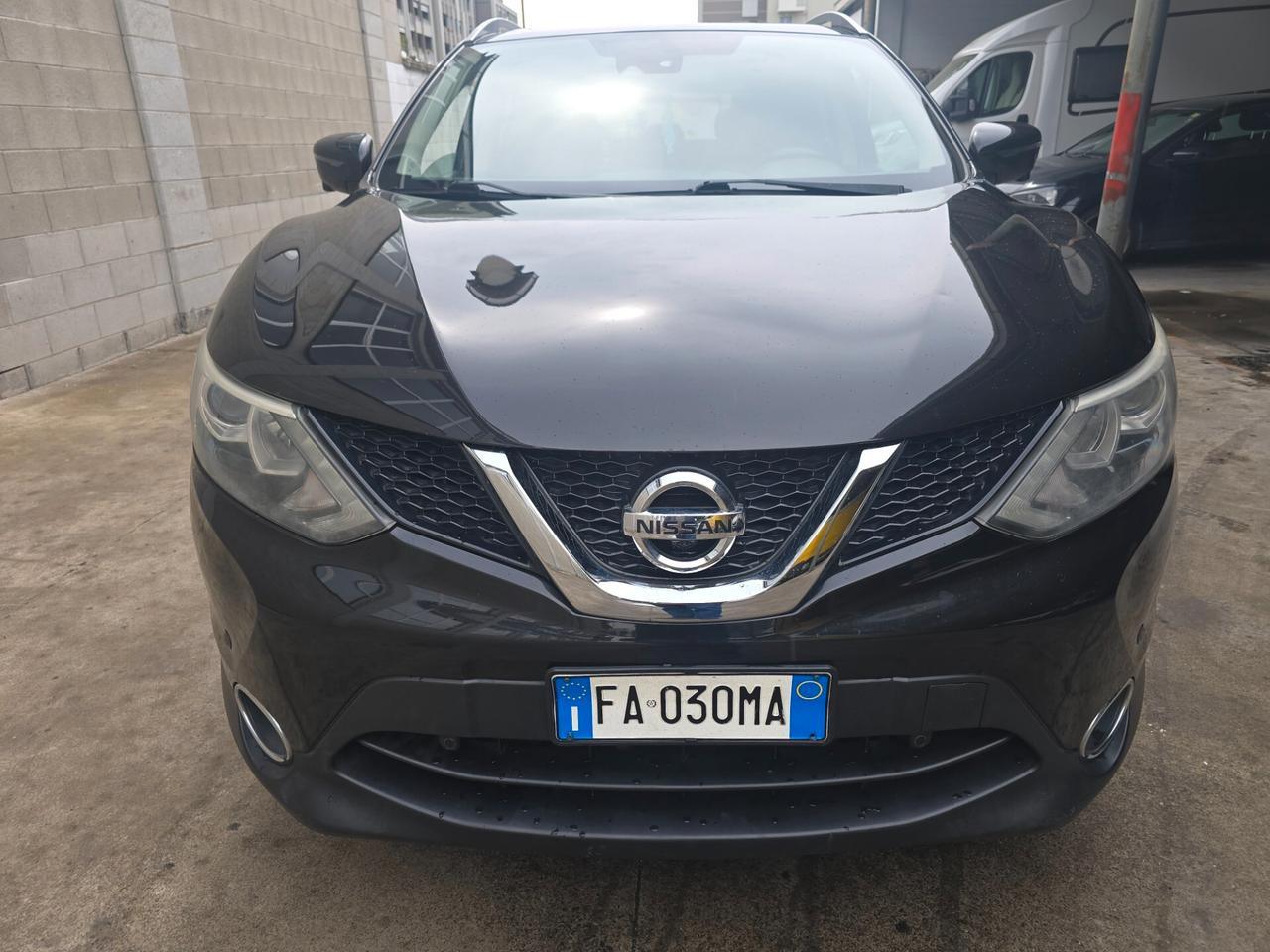 Nissan Qashqai 1.2 DIG- AUTOMATICO/TETTO PANORAMICO GARANZIA E PERMUTA