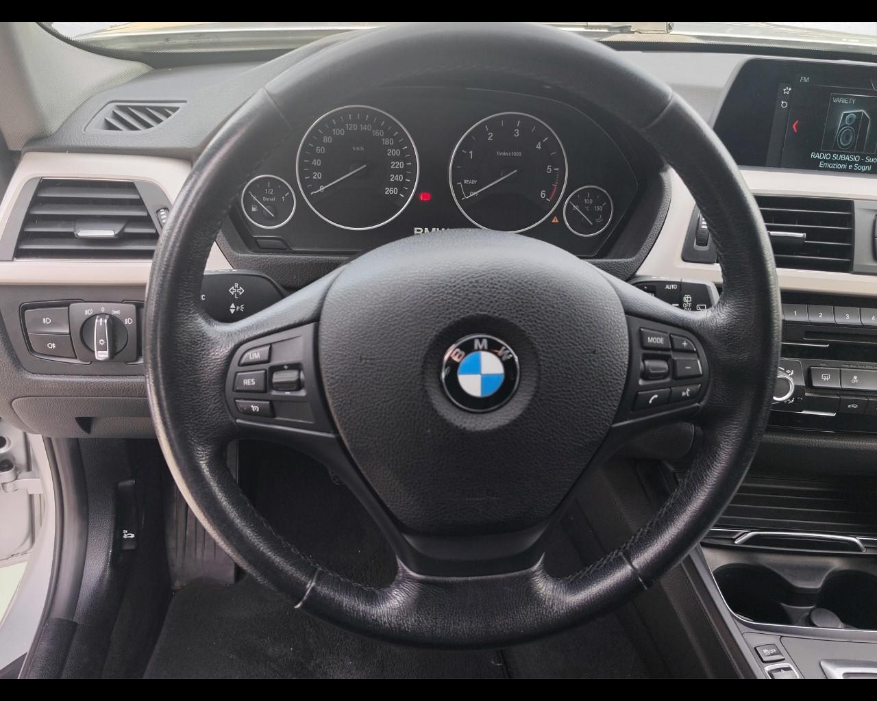BMW BMW Serie 3 - 320d Touring Business Advantage aut.