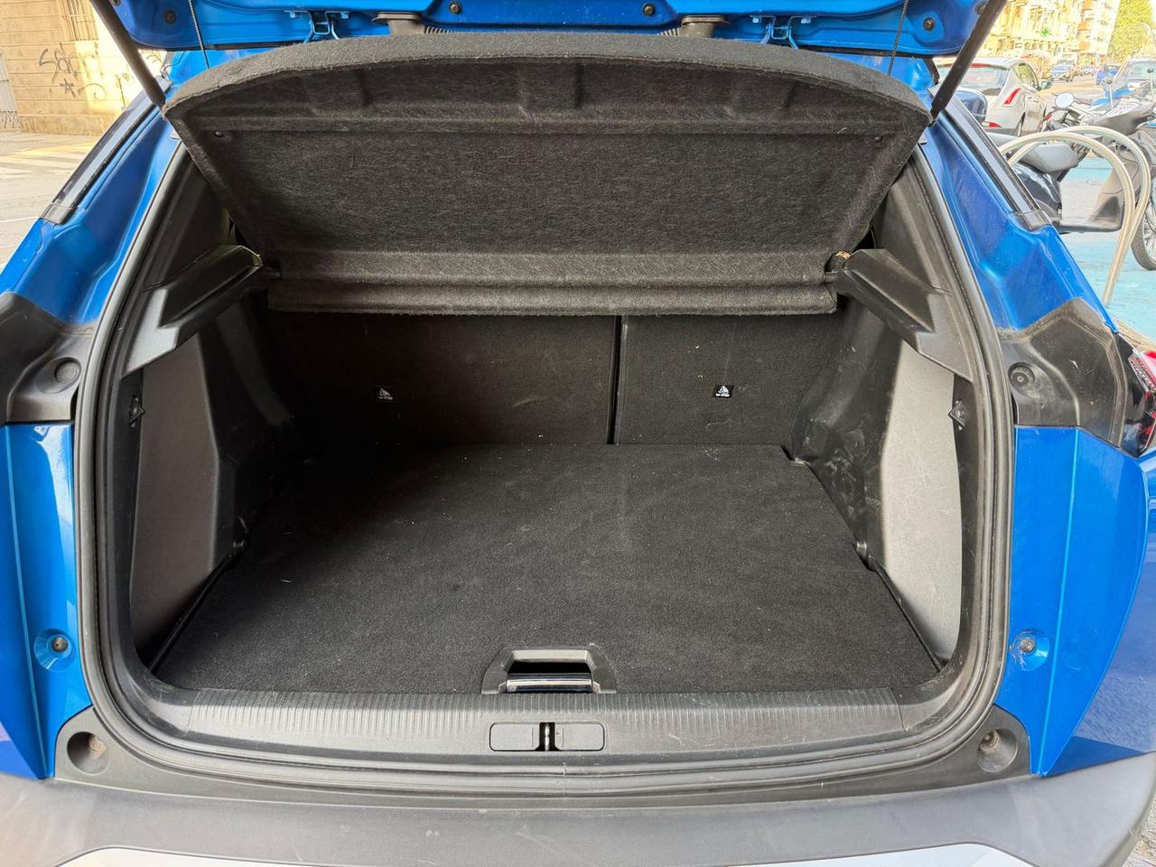 Peugeot 2008 GT 1.2 PureTech 130 #11350
