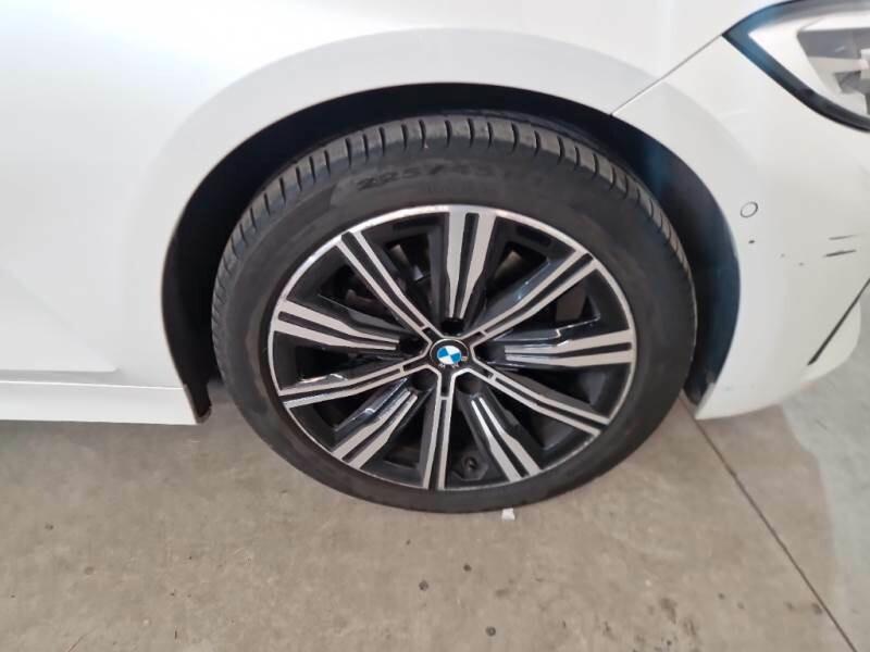 Bmw 320d xDrive 48v Business Advantage Aut.