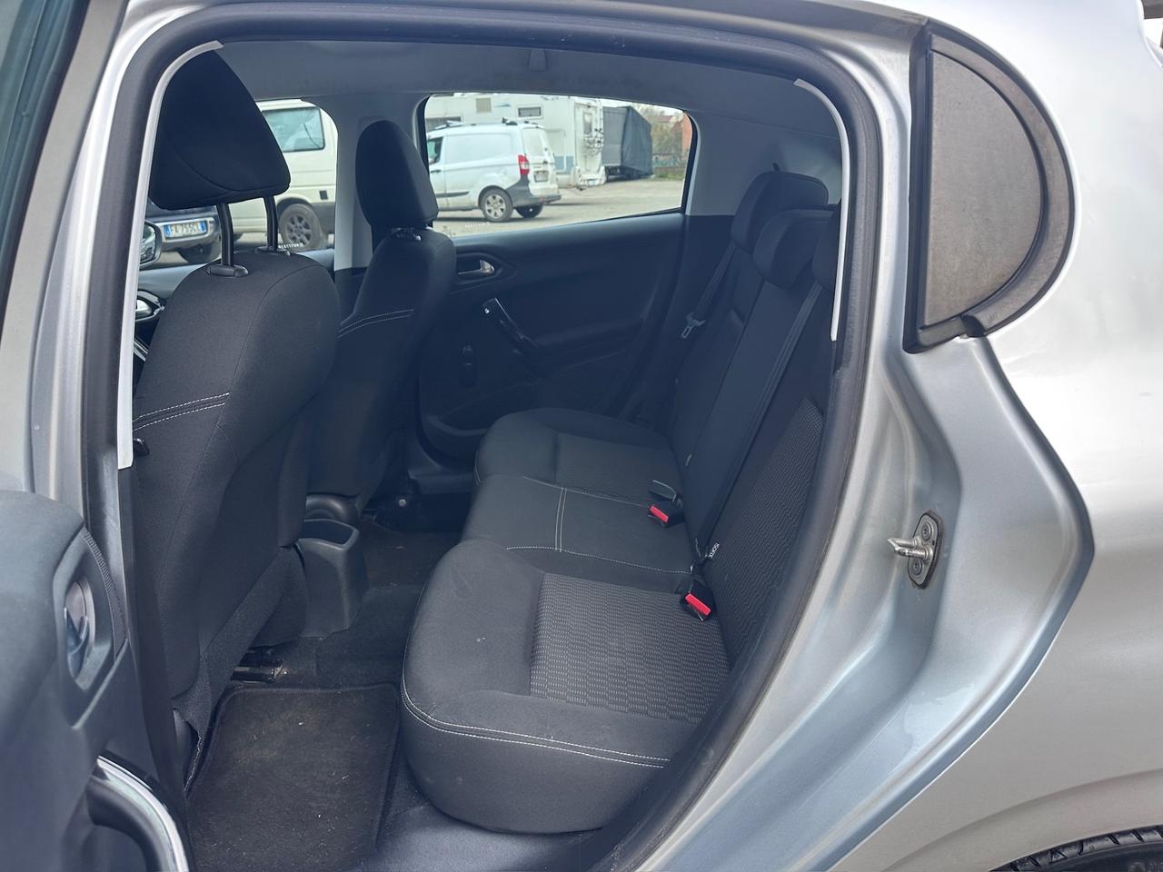 Peugeot 208 PureTech 82 5 porte Allure solo 103 mila km