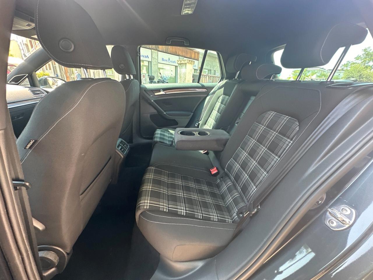 Volkswagen Golf 7 GTD DSG