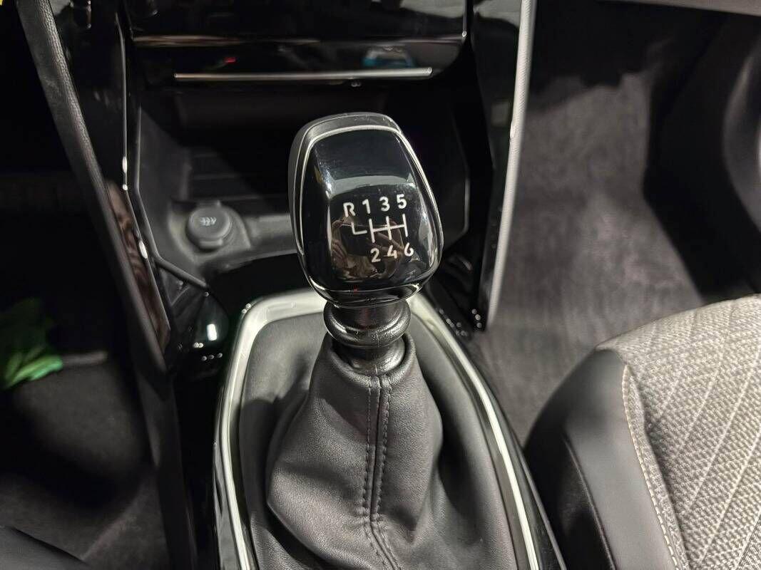 Peugeot 2008 1.2 puretech Allure s&s 100cv