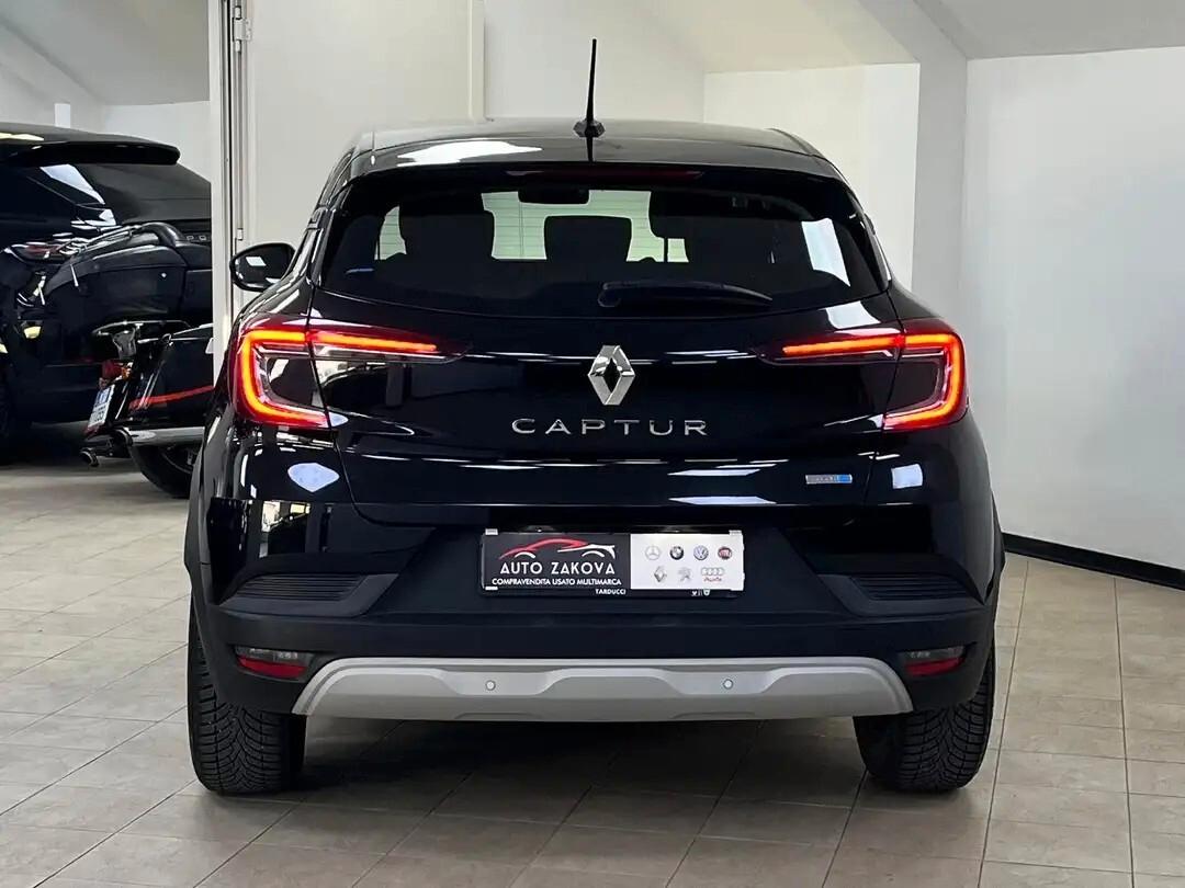 Renault Captur Full Hybrid E-Tech 145 CV Business