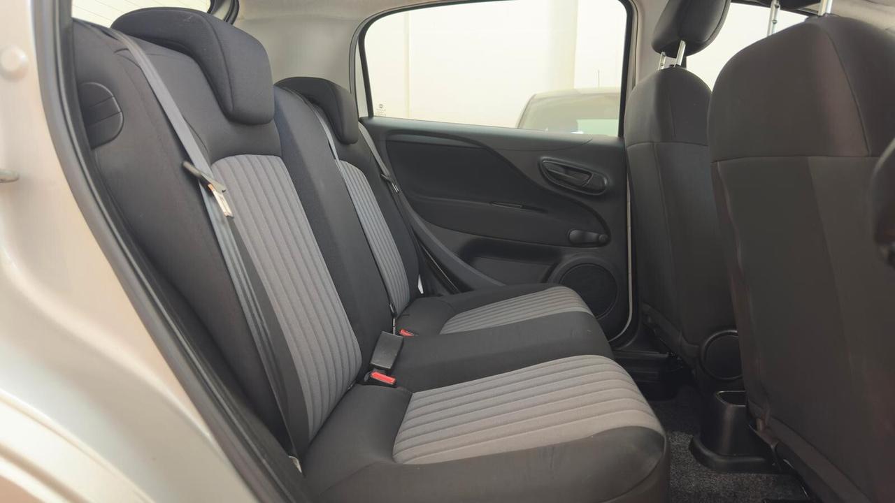 Fiat Punto 1.4 8V 5 porte Easypower Street