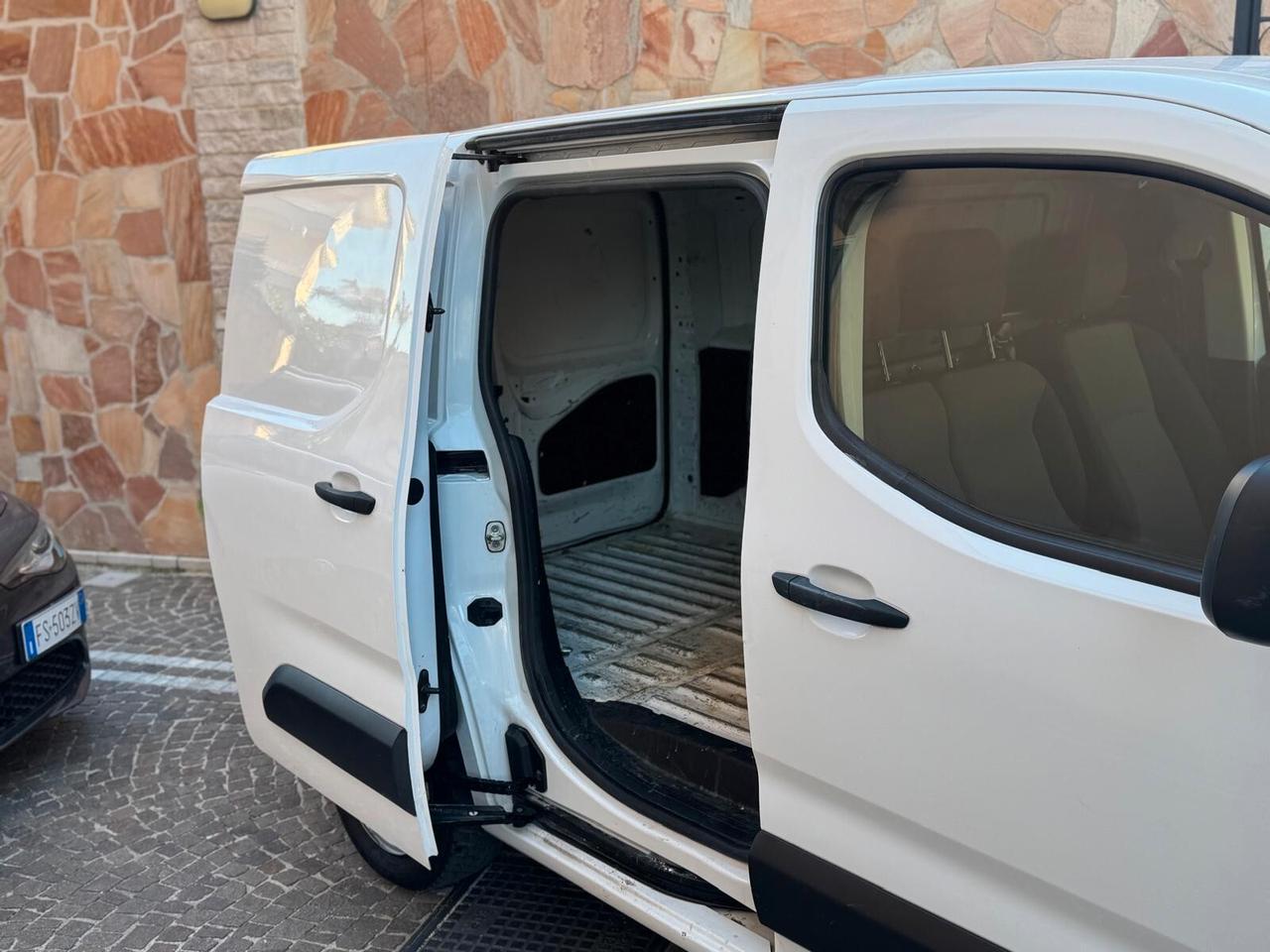 Peugeot Partner BlueHDi 100 Furgone Premium IVA DEDUCIBILE