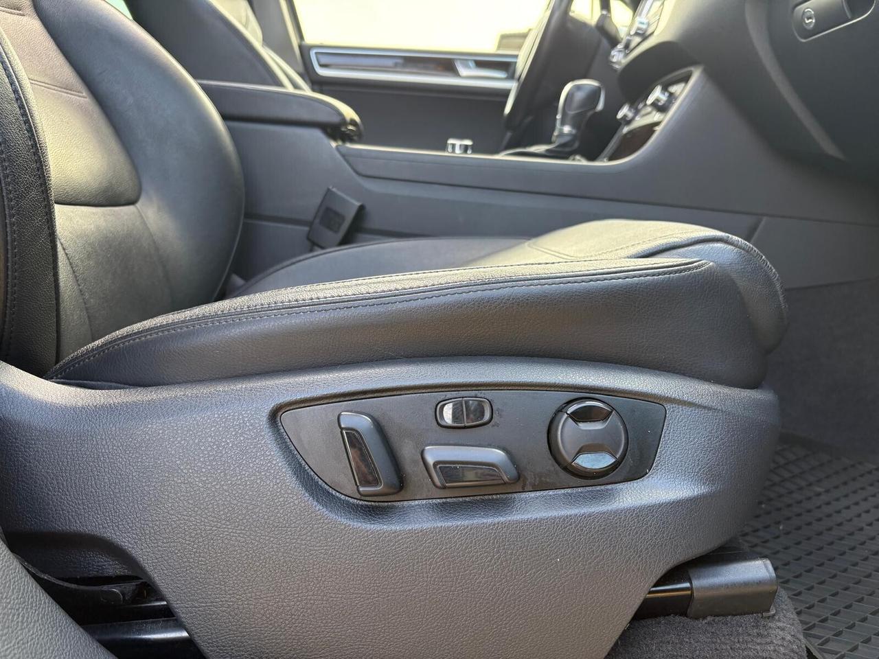 Volkswagen Touareg EXECUTIVE 3.0 V6 245cv