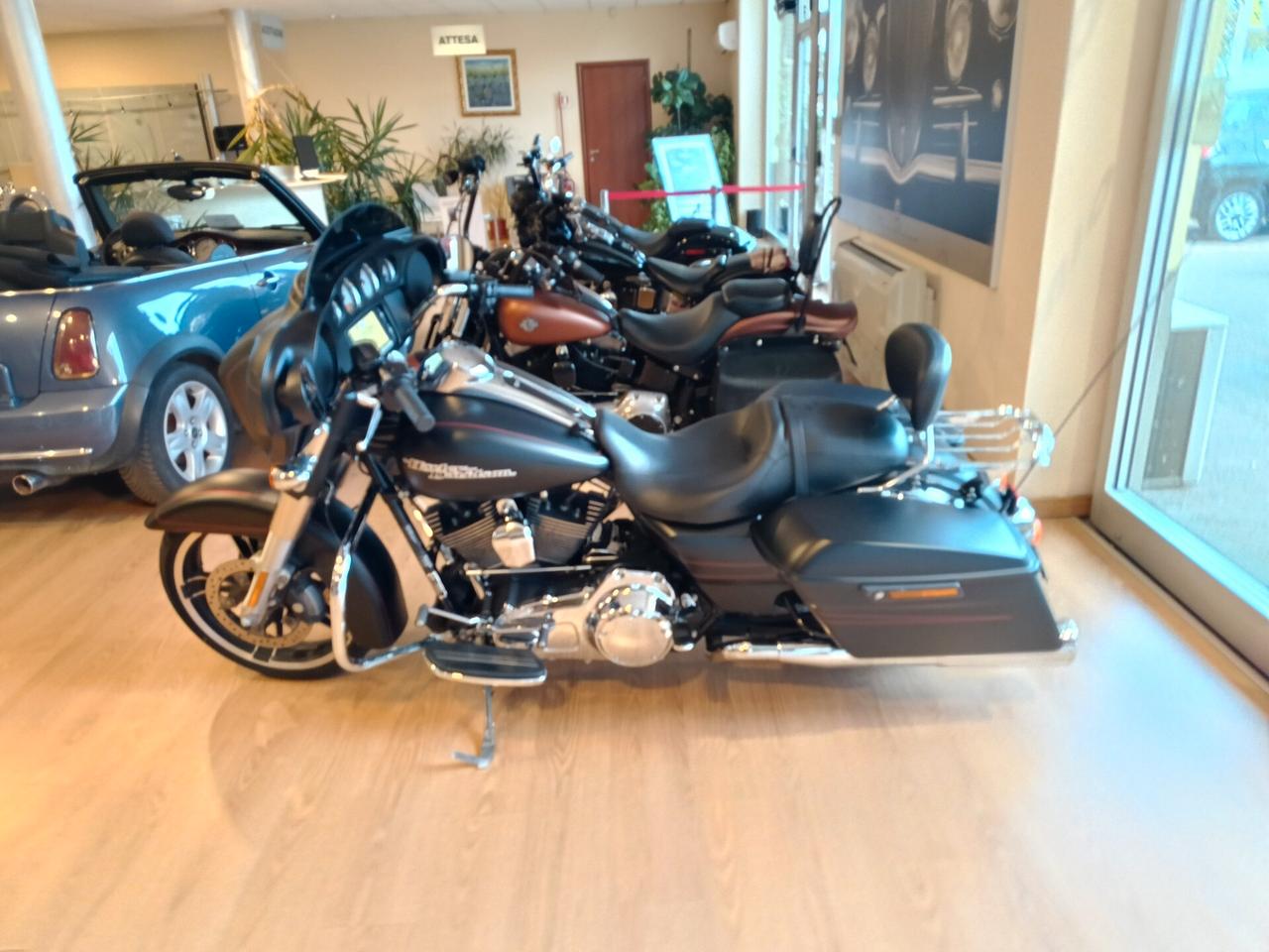 Harley-davidson Touring Street Glide FLHXS