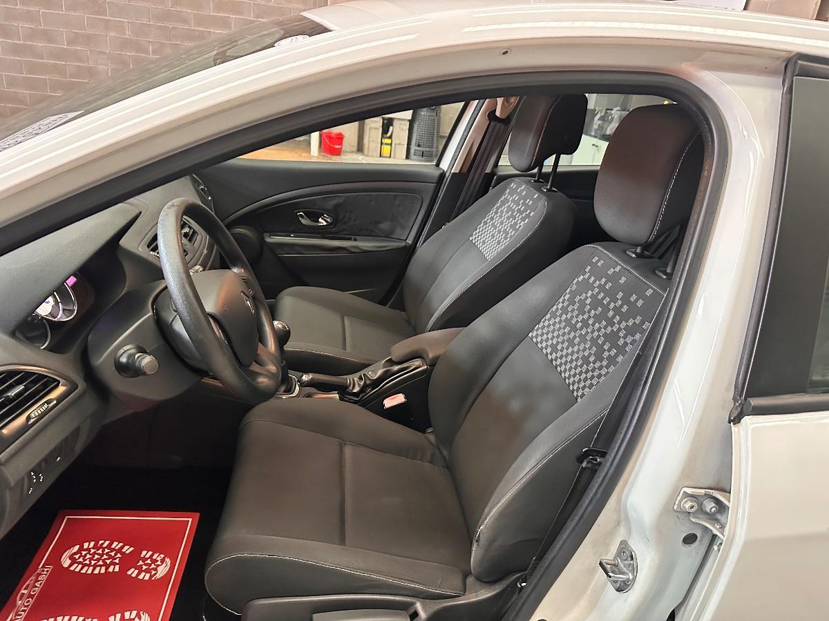RENAULT - Mégane - 1.6 Wave
