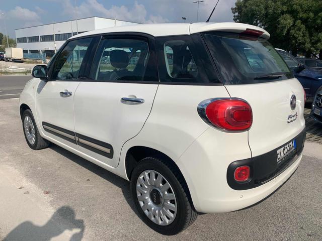 FIAT 500L 0.9 TwinAir Turbo Natural Power Panoramic Edition