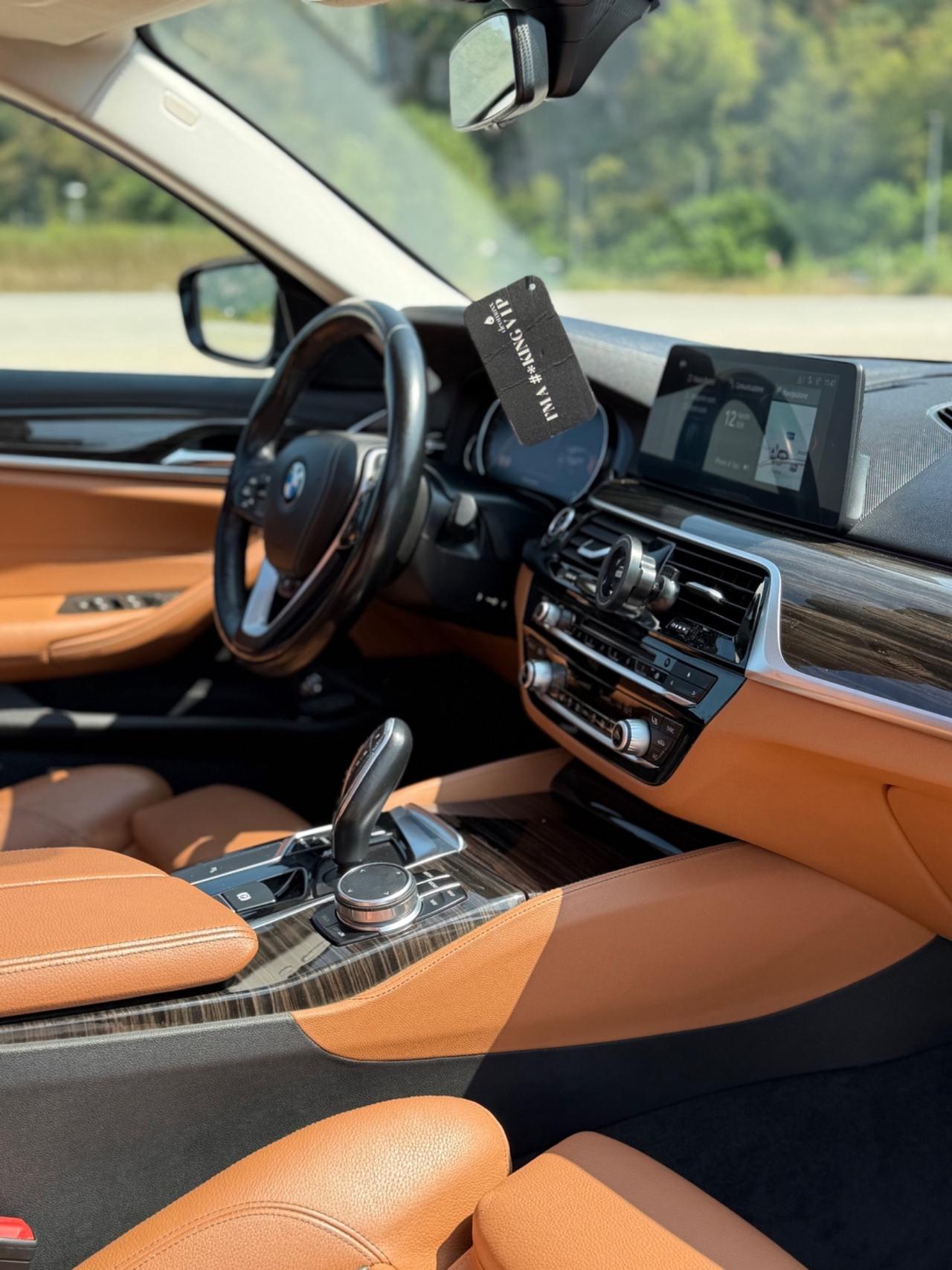 Bmw 520 520d Touring Luxury X-Drive
