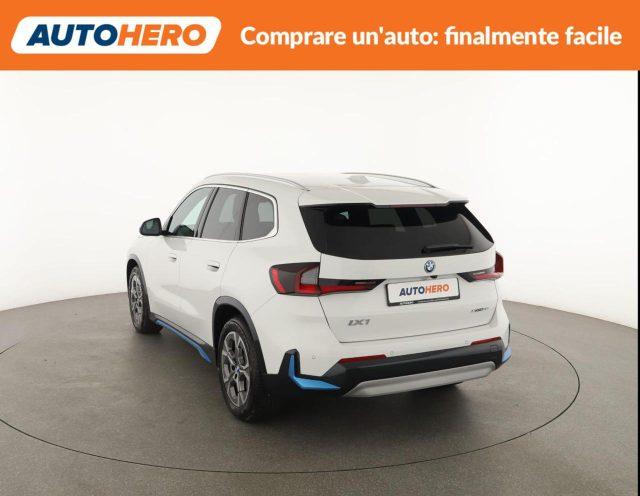 BMW iX1 xDrive 30 xLine